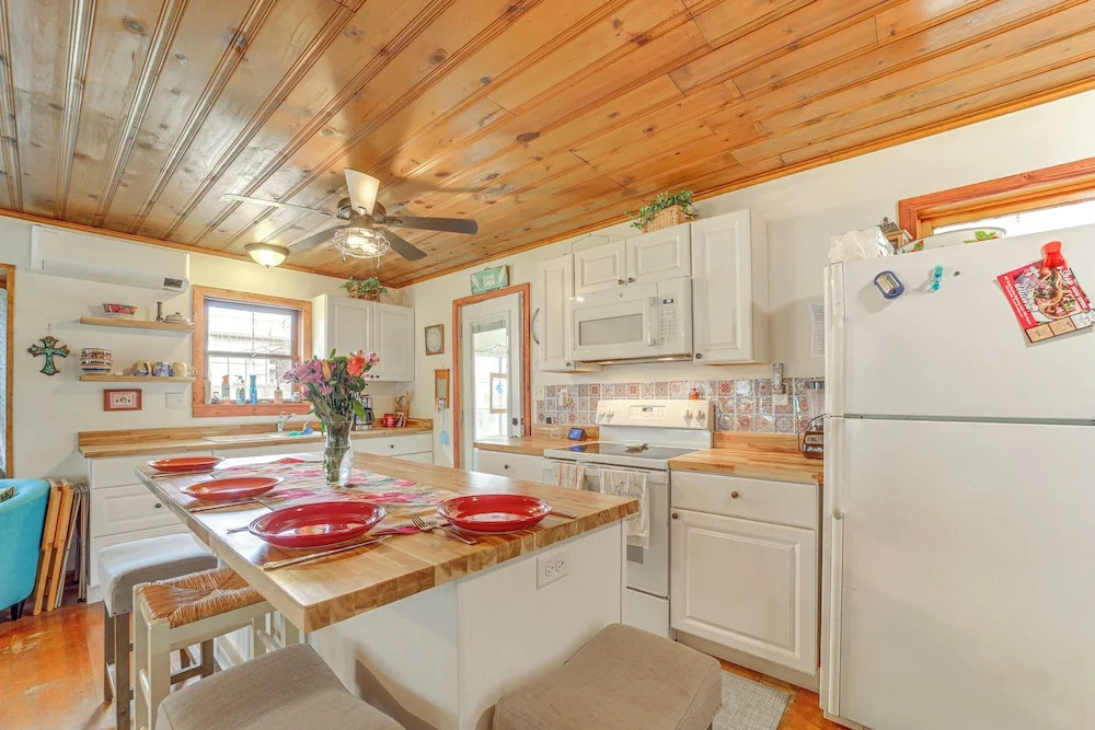 Payson Pines & Porch Vibes: Cool High Country Base