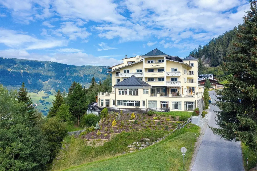 Wellness Aparthotel Panorama Alpin - Ferienwohnungen Jerzens im Pitztal
