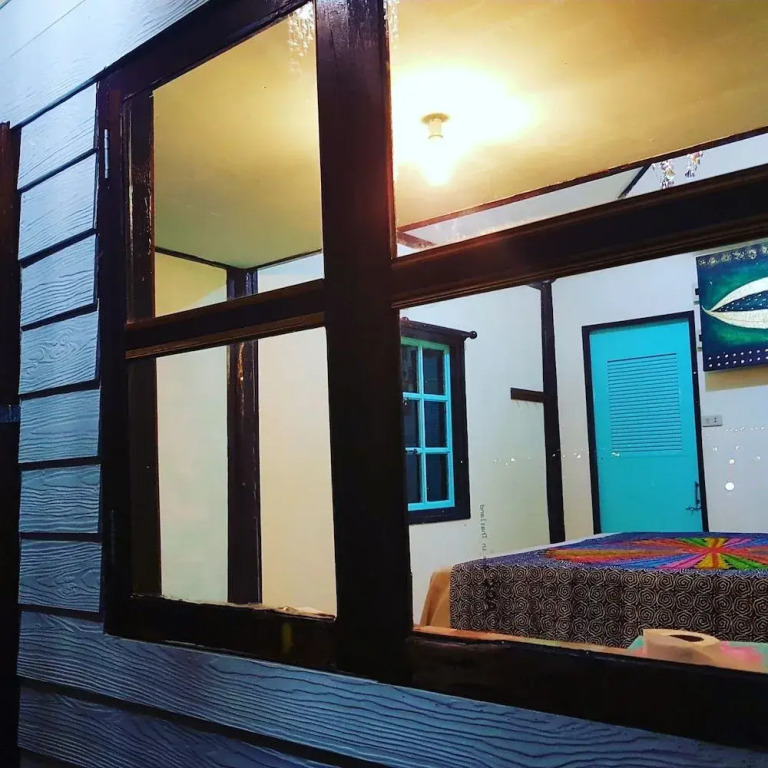 ฺBay Yard Hut