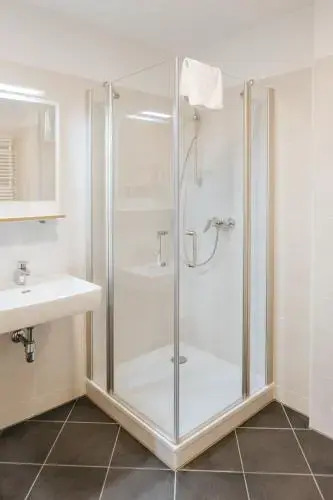 Aparthotel KostBar