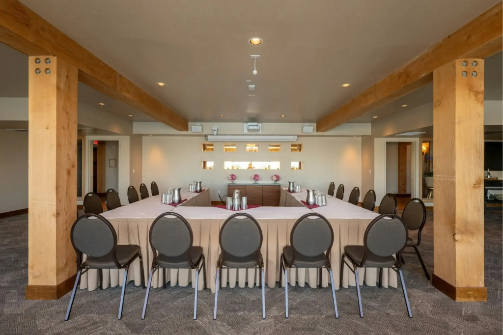 The Lodge at Columbia Point