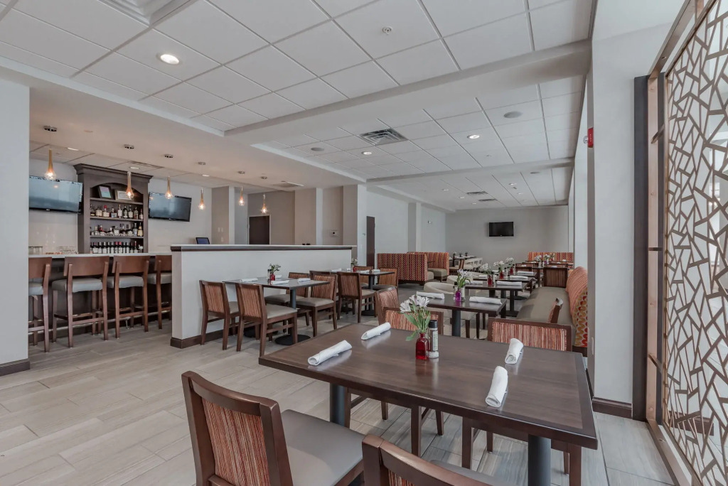 Holiday Inn Mishawaka by IHG