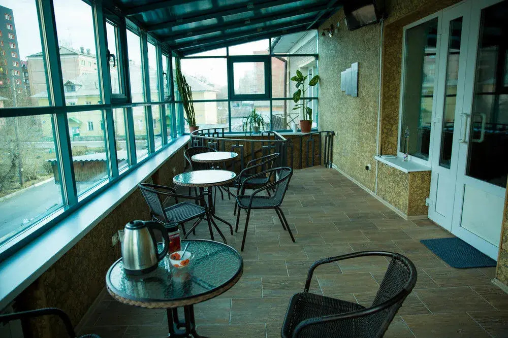City Hotel