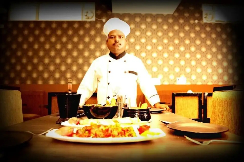 Hotel Kanishk