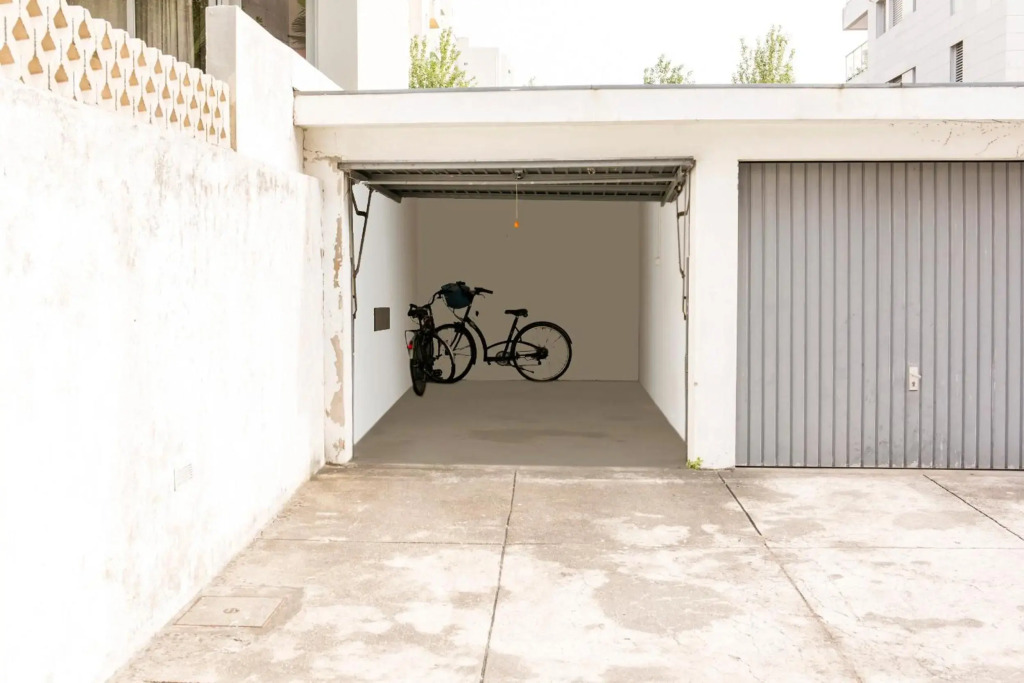 Sunset Relaxing Apt with terrace, parking & bikes