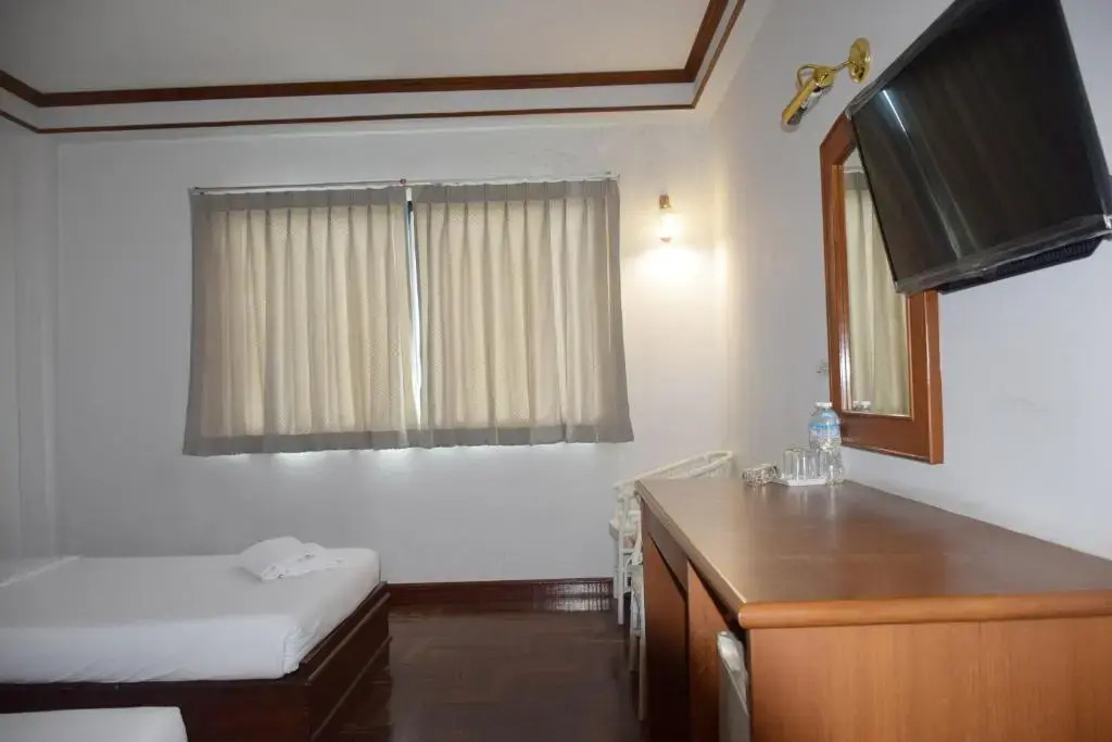Puangpen Villa Hotel