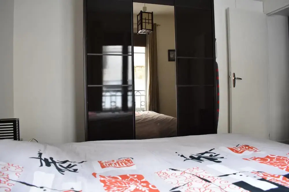 Simplistic 1 Bedroom Apartment in 17th