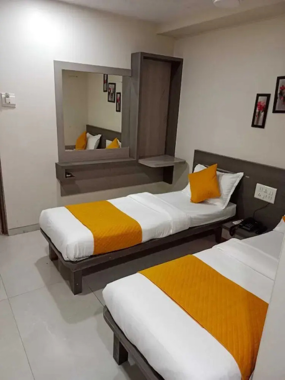 FabHotel RS Regency