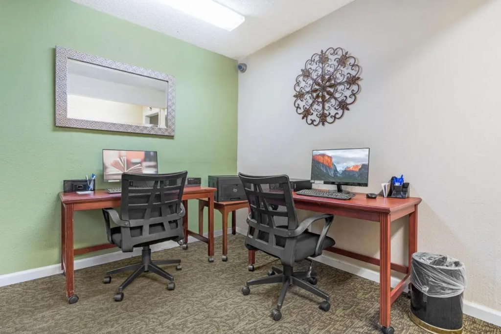 Chase Suite El Paso
