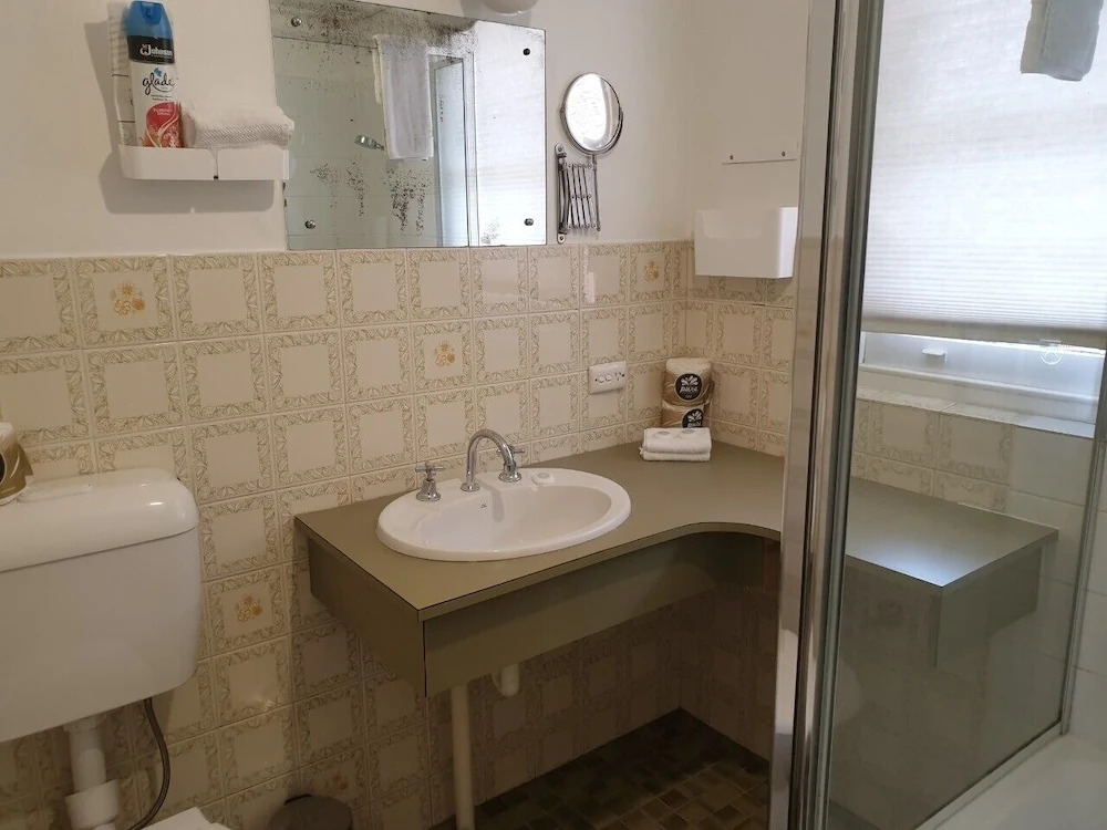 Greenways Apartments