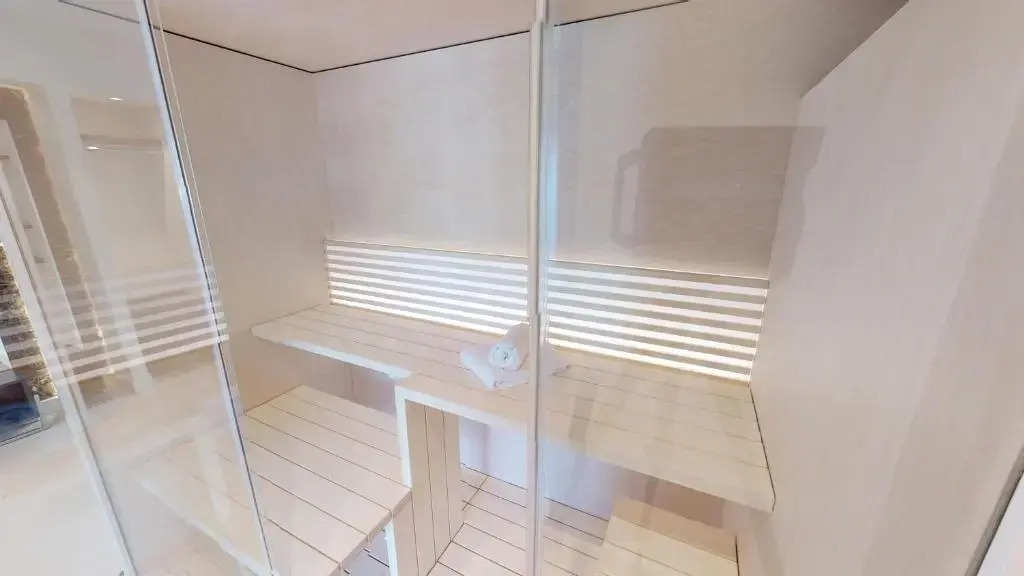 White Pearl Apartment 3.11