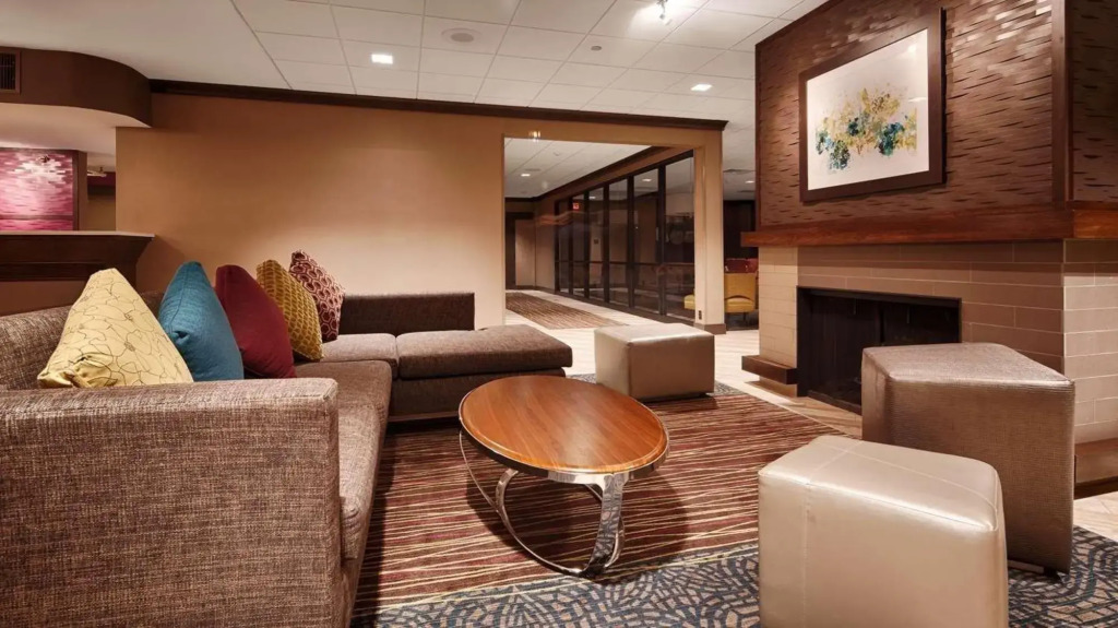 Best Western Plus Kingston Hotel and Conference Center