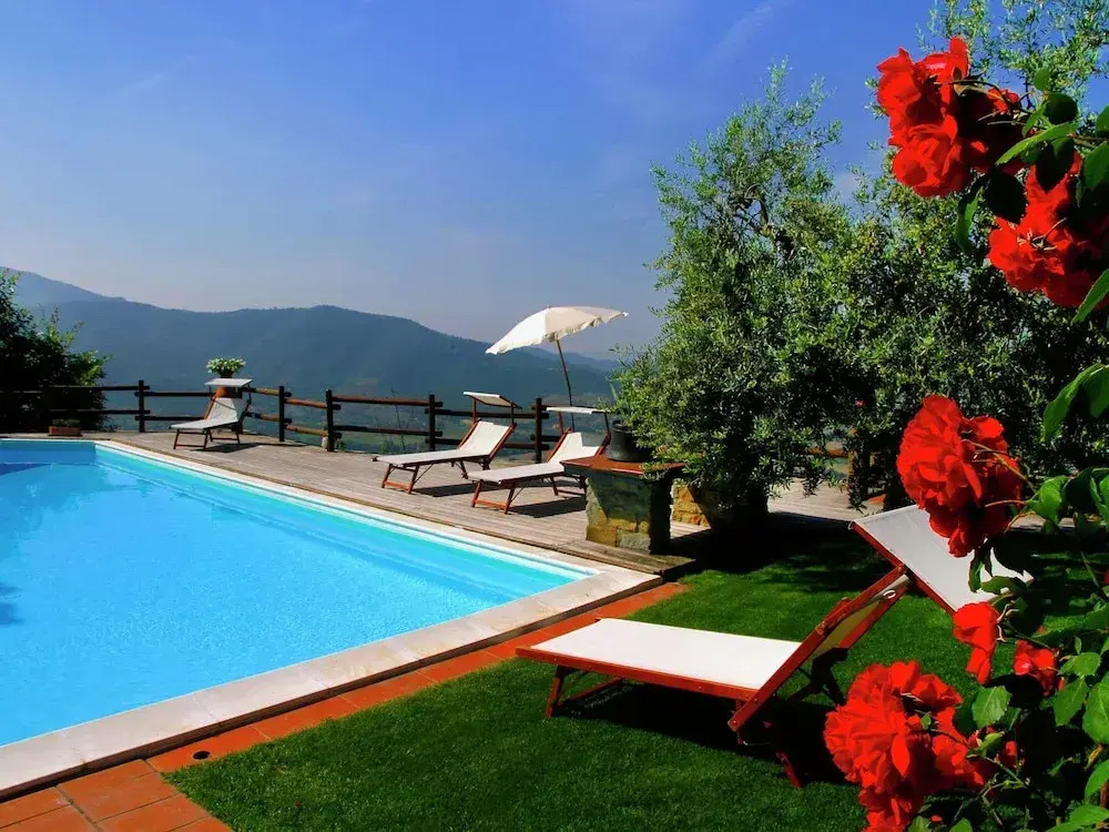 Villa in Tuscany with Pool and Valley Views