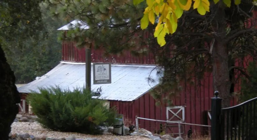 Cottage at Perry Creek
