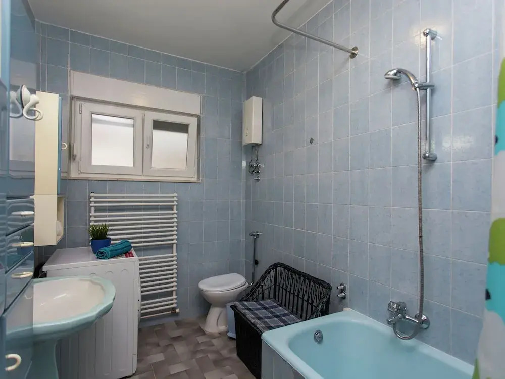 Beautiful Holiday Home in Kaštel Novi With Private Pool