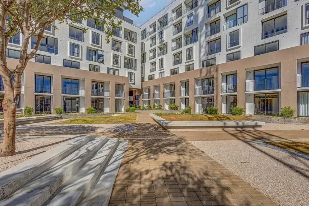 Four11 at One Rosebank