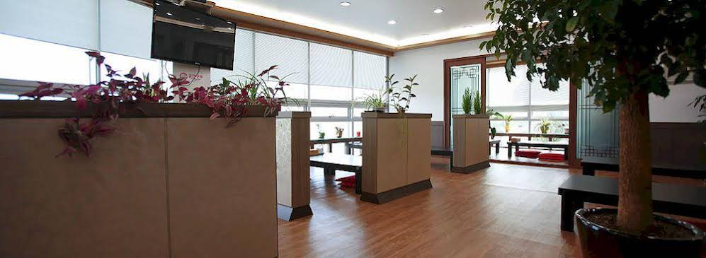 Geoje The Beach Pinx Pension
