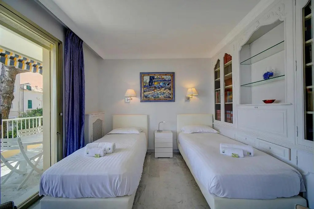 Upstays Sea View Terrace 95m2 Apartment Palm Beach