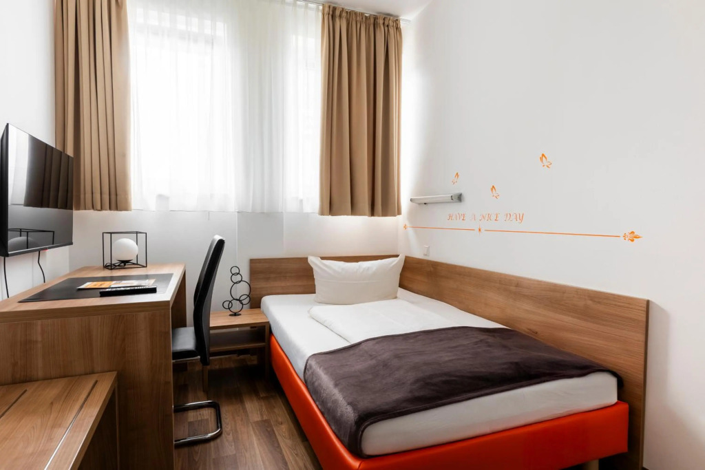 Orange Hotel und Apartments
