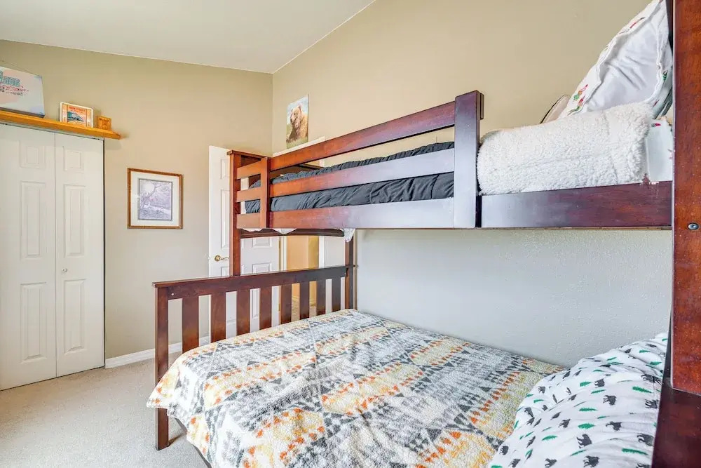 Inviting Great Falls Home w/ Wraparound Deck!