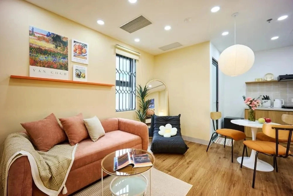 take me. 3seasons - boutique home
