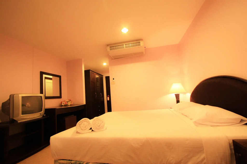 Chaba Chalet Hotel