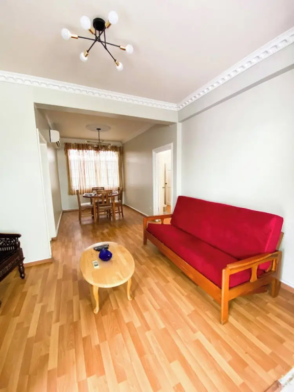 Stylish 1-bed Opposite Queens Park Savannah