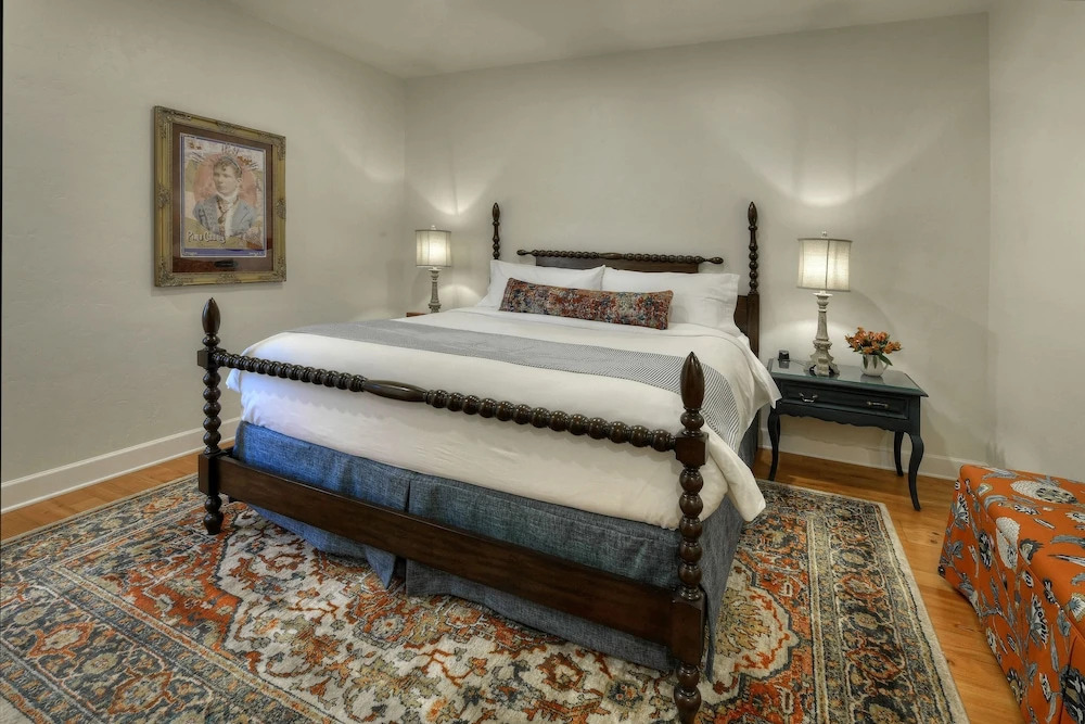 Armory Park Inn