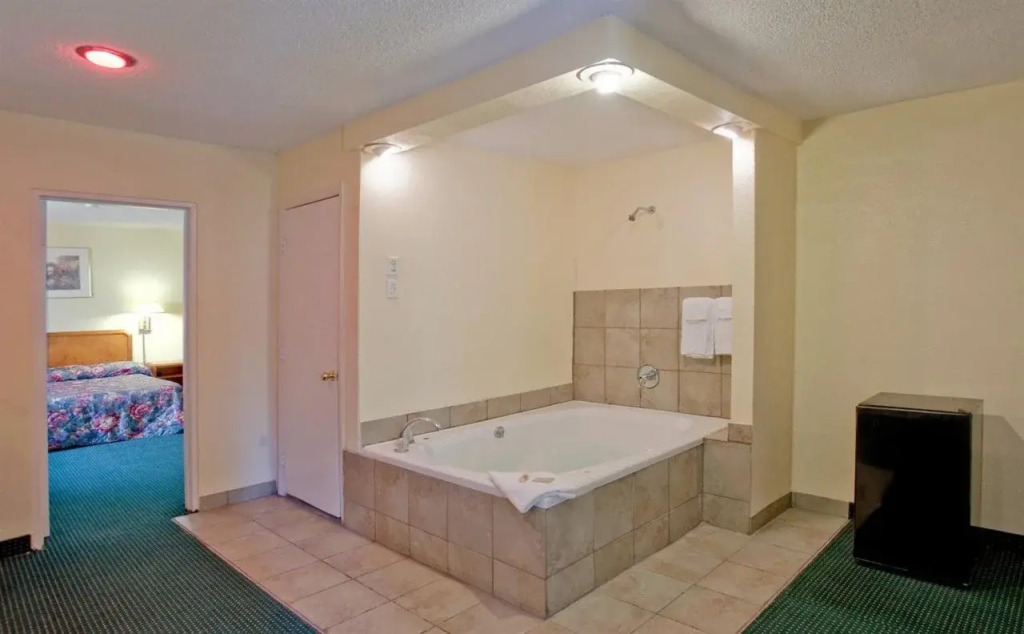 Americas Best Value Inn-Savannah