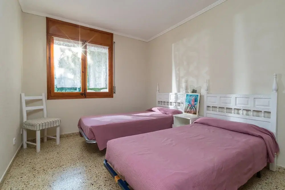 AE-1 CALELLA DE PALAFRUGELL, 4 Pax