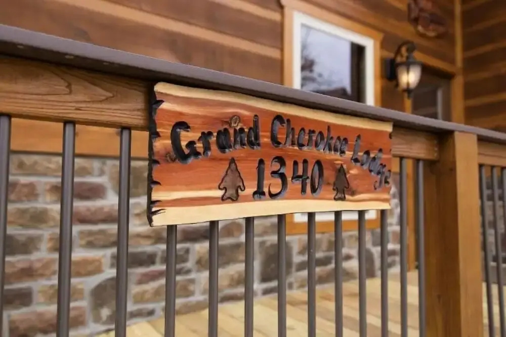 Grand Cherokee Lodge 5 Bedrooms 5 Bathrooms Home