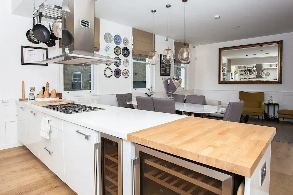 Luxurious 2 Bedroom Apartment In The Heart Of Old Street