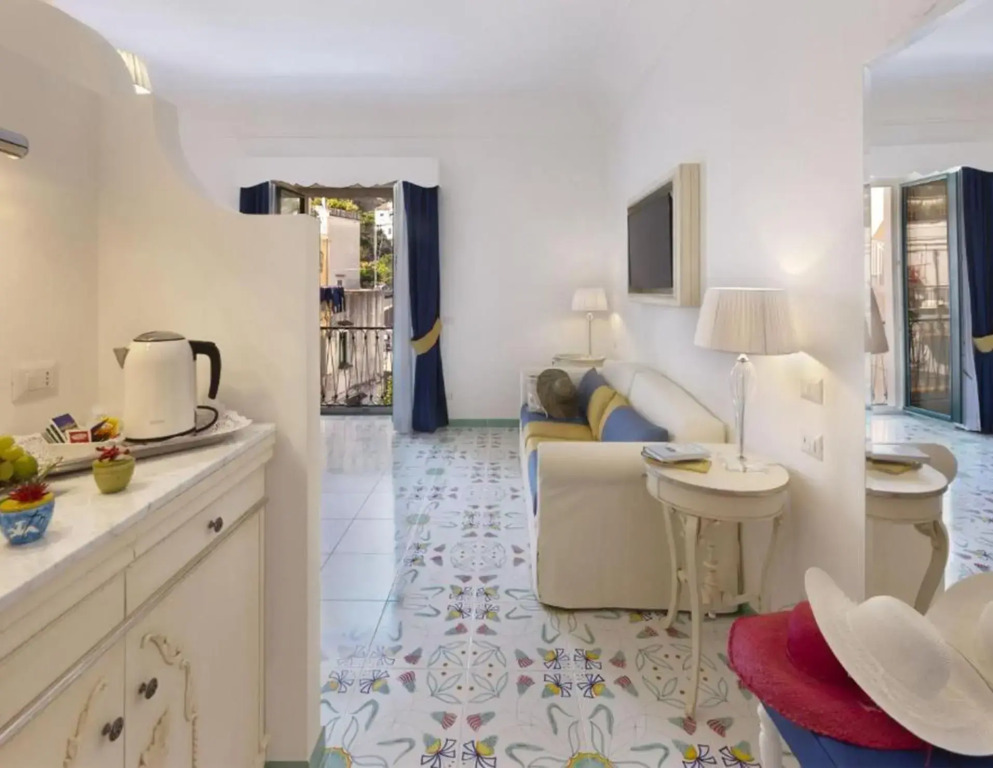 Antica Rheginna Luxury Room