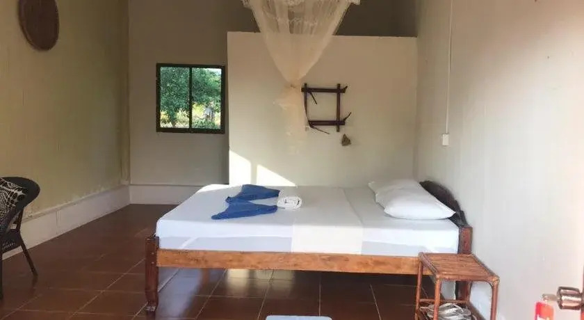 Coconut Boulevard Guesthouse