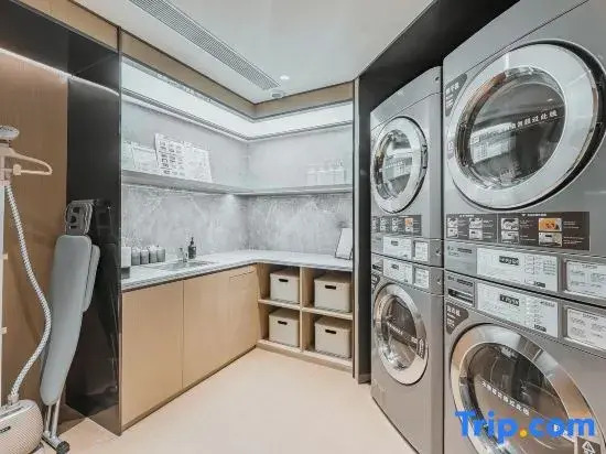 Ji Hotel Shanghai Tonghe Xincun Metro Station