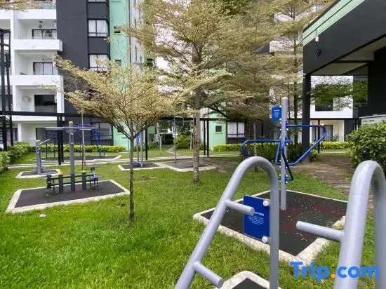 Manhattan PoolView 3bedroom suite Netflix |  Ipoh Station18