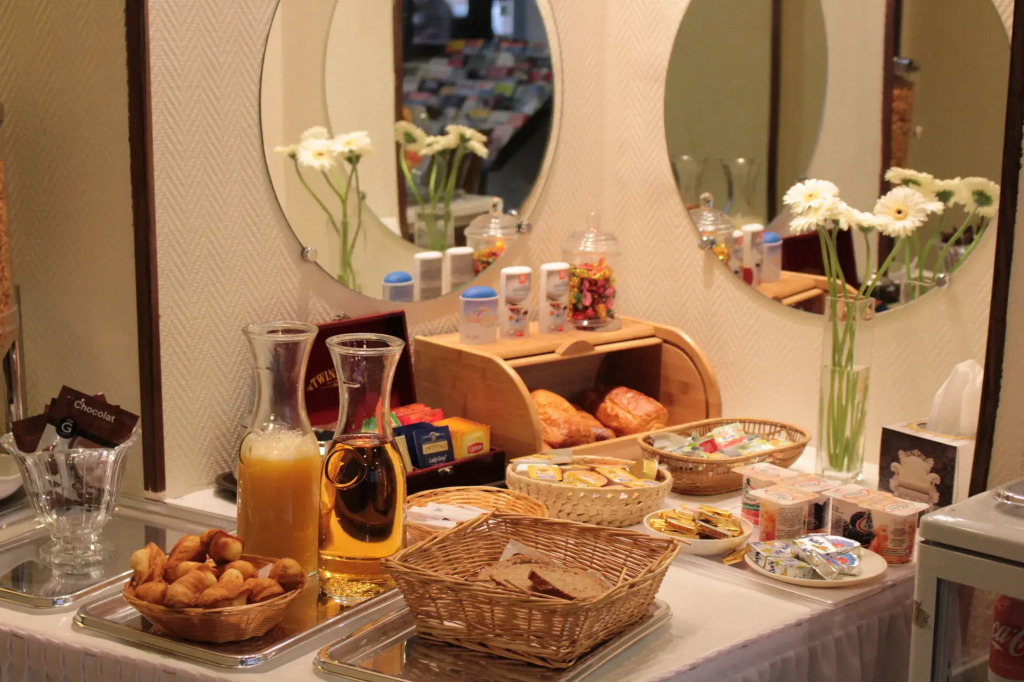 Amadeus Hotel