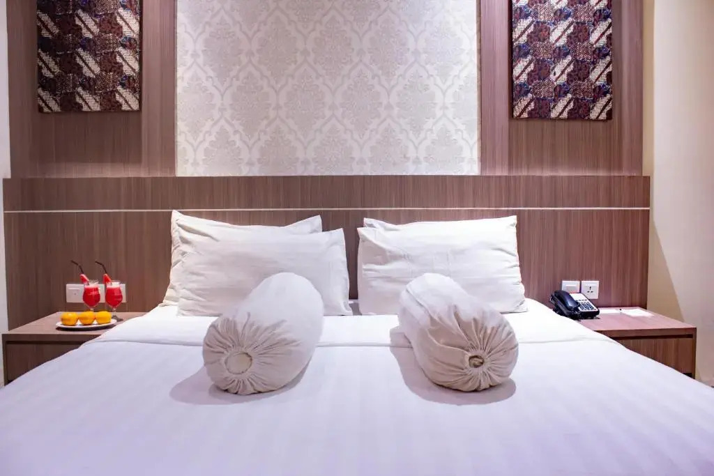 Nevada Ketapang Hotel