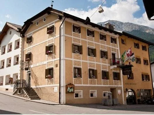 Alpina Hotel-Apartments