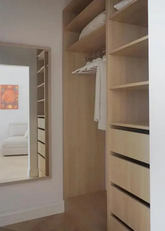 Apartament No.4