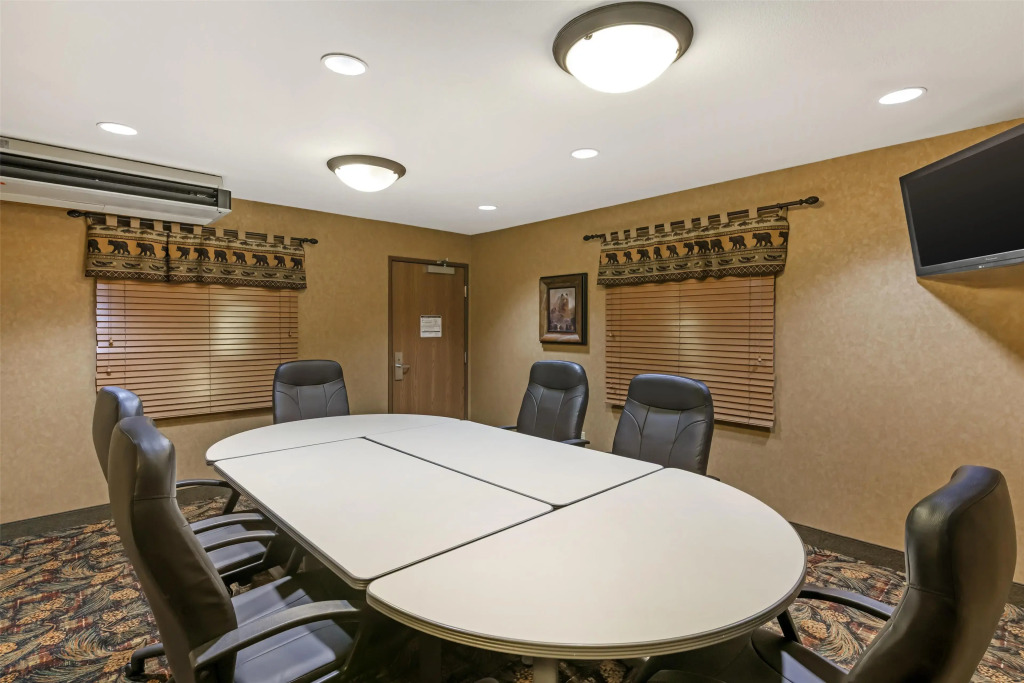 Best Western Plus Kelly Inn and Suites