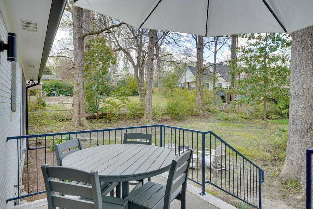 Quiet Downtown Cary Home w/ Screened Porch