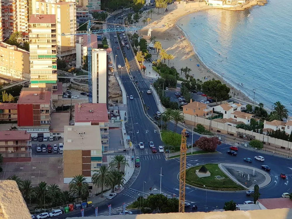 Apartment With 2 Bedrooms in Alicante, With Furnished Balcony and Wifi