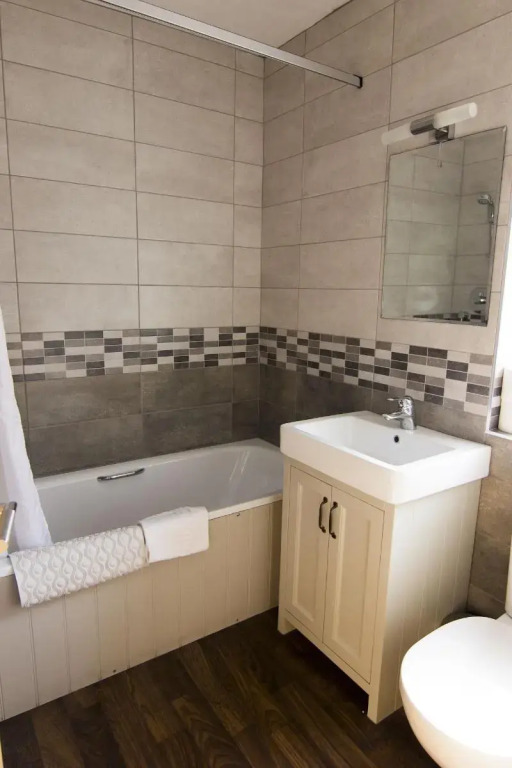 St. Davids Cross Hotel