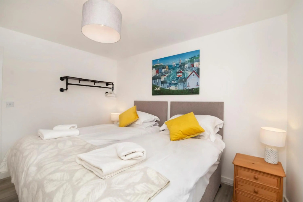 Livingstone street Apartments with Free Parking