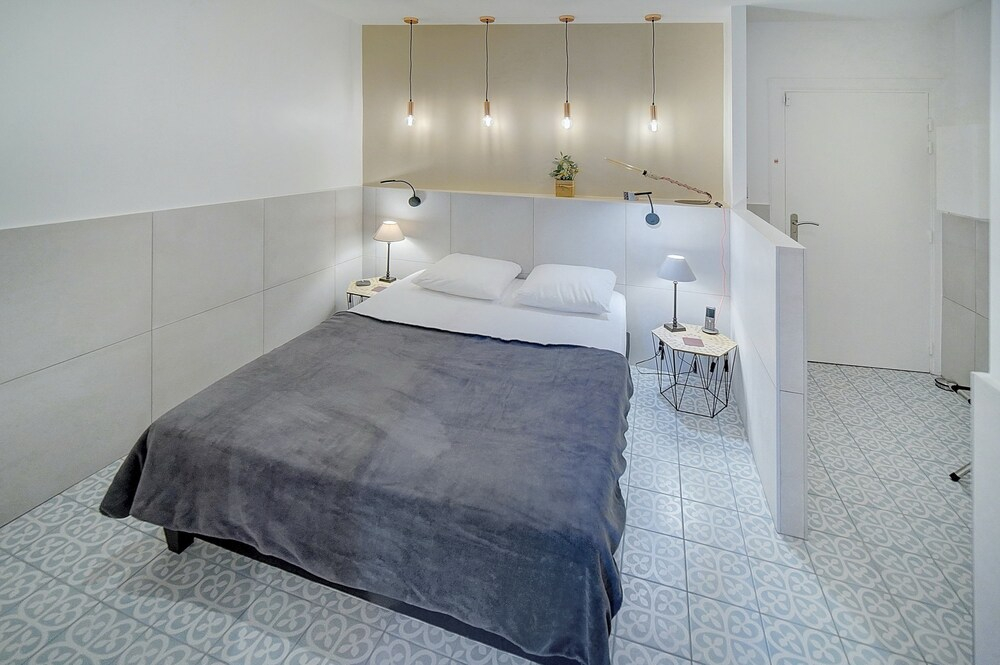 Joli Studio Belle Terrasse Centre Cannes A0b169