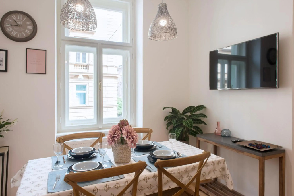 Kent Ridge Loft