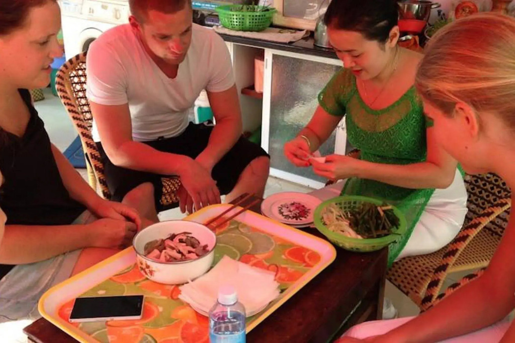 Hi Hợp Yến Homestay