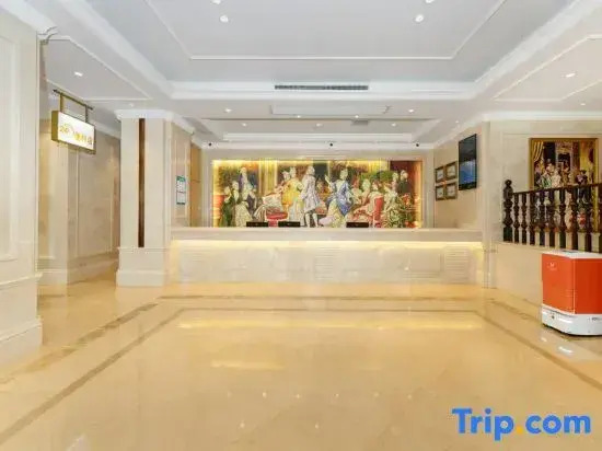 Vienna Hotel (Zhengyang Plaza Hotel)