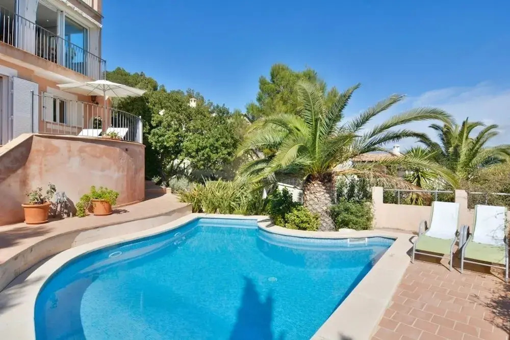 Villa with incredible sea views and pool Up To 7